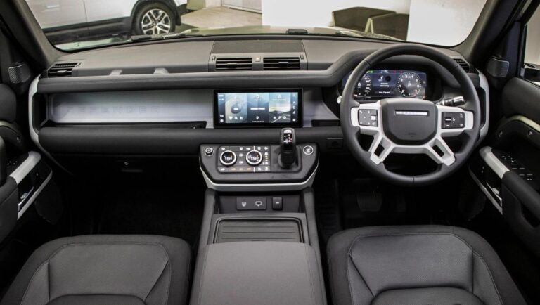 Land rover defender 110