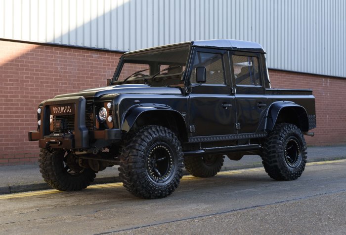 Land rover defender 110